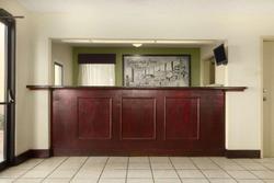 Super 8 by Wyndham Monroe