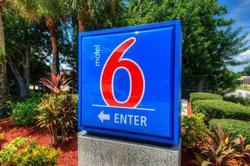Motel 6 Bradenton