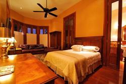 Grand Center Inn