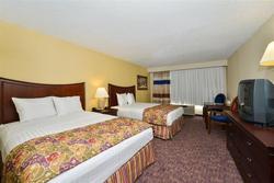 Lamplighter Inn & Suites - South