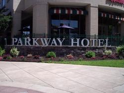 DoubleTree by Hilton St. Louis Forest Park