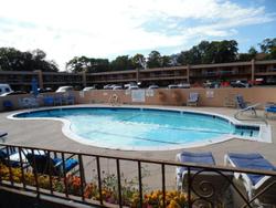 El Sendero Inn