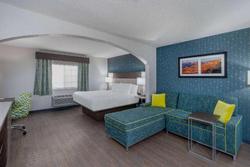 La Quinta Inn Suites by Wyndham Santa Rosa