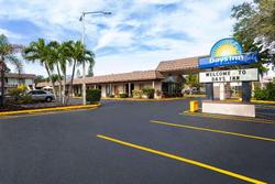 Days Inn by Wyndham St. Petersburg Central
