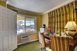 Travelers Inn Williams