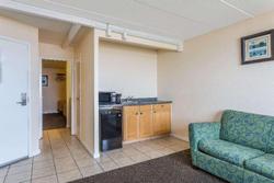 Travelodge by Wyndham Stes Virginia Beach Oceanfrt