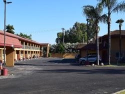 Super 8 by Wyndham Visalia