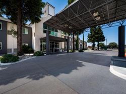 Travelodge by Wyndham Yuba City