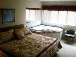 Laurel Inn Condominiums