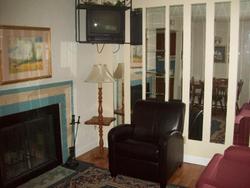 Oak Square Condominiums