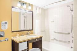 Wingate By Wyndham Green Bay/Airport