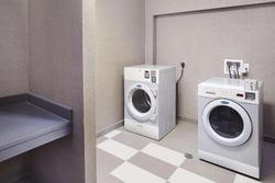 Hampton Inn & Suites Lansing West