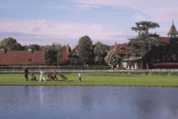 Renaissance Paris Hippodrome de St. Cloud