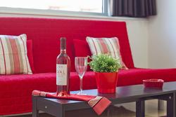 Charmsuites Paralel