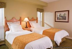 Marriott's Harbour Point Sunset Pointe Shelter Cov