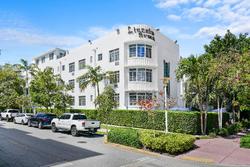 Lincoln Arms Suites