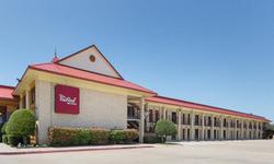 Red Roof PLUS+ Dallas – Addison