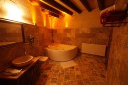 Avanos Suites
