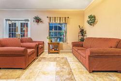 Days Inn by Wyndham Gainesville