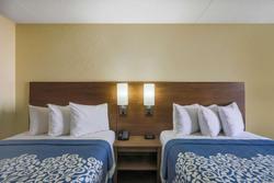Days Inn by Wyndham Newark Wilmington