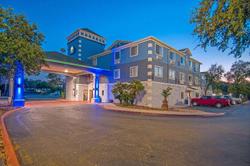 Days Inn Suites by Wyndham San Antonio N/Stone Oak