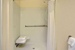 Days Inn & Suites by Wyndham Hickory
