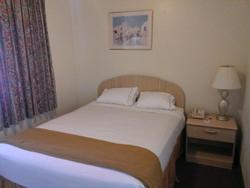 Knights Inn Page