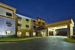 La Quinta Inn & Suites by Wyndham Fairborn Wright