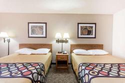 Super 8 by Wyndham Lewisburg