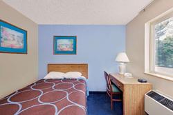 Super 8 by Wyndham Newburgh/West Point Intl Airpt
