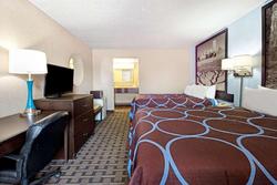 Super 8 by Wyndham Lakeland
