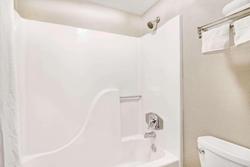 Super 8 by Wyndham Lakeland