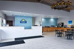 Days Inn & Suites by Wyndham Santa Rosa