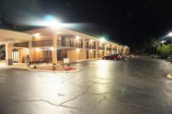 Howard Johnson by Wyndham Greensboro Near Coliseum