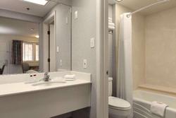 Travelodge by Wyndham Redding CA