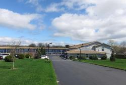 Days Inn by Wyndham Middletown Newport Area