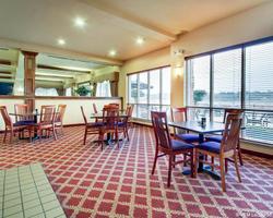 Clarion Suites Vidalia