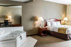 Quality Suites Graham