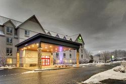 Holiday Inn Express and Suites Lincoln East - Whit