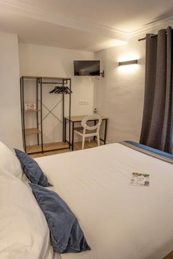 Savoy Hostal