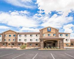 Comfort Inn & Suites Page at Lake Powell