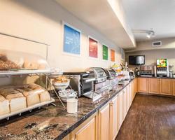 Comfort Inn & Suites Page at Lake Powell