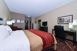 Comfort Inn & Suites Page at Lake Powell
