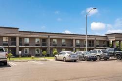 Clarion Inn & Suites Russellville I-40
