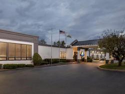 Days Inn by Wyndham Liberty