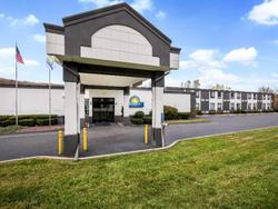 Days Inn by Wyndham Liberty