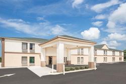 Super 8 by Wyndham Galesburg
