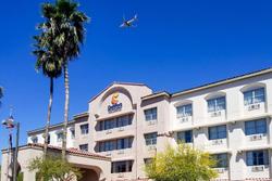 Comfort Inn & Suites Tempe Phoenix SkyHarbor Airpt