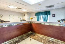 Econo Lodge Inn & Suites Marietta