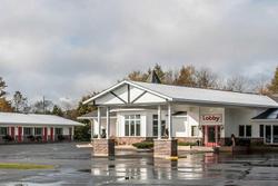 Econo Lodge Lakeshore